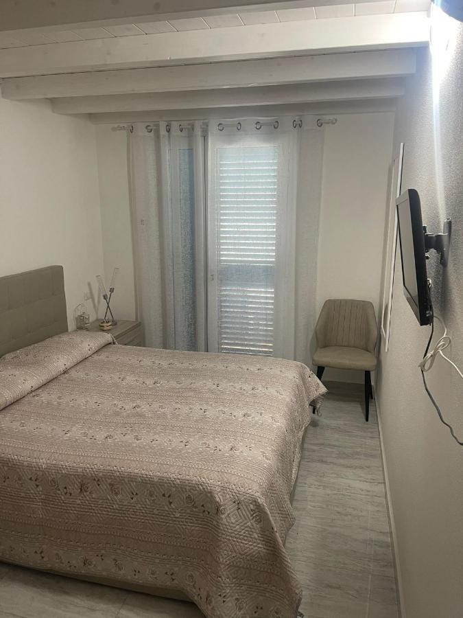 Bed and Breakfast La Perla Del Mare 2 La Caletta Zewnętrze zdjęcie