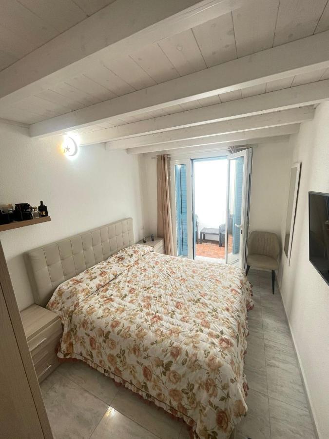 Bed and Breakfast La Perla Del Mare 2 La Caletta Zewnętrze zdjęcie
